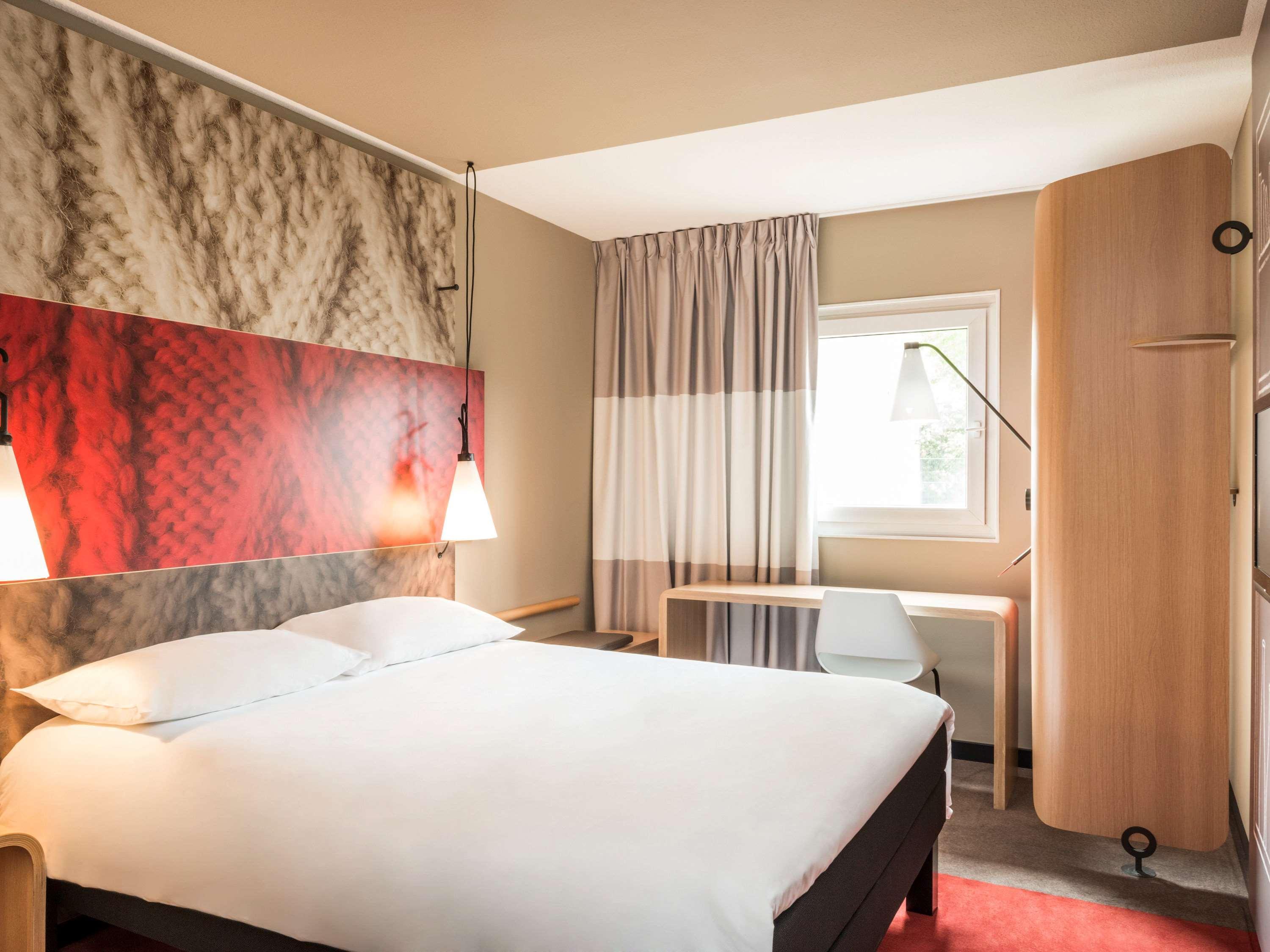 Ibis London Barking Hotel Barking  Exterior photo
